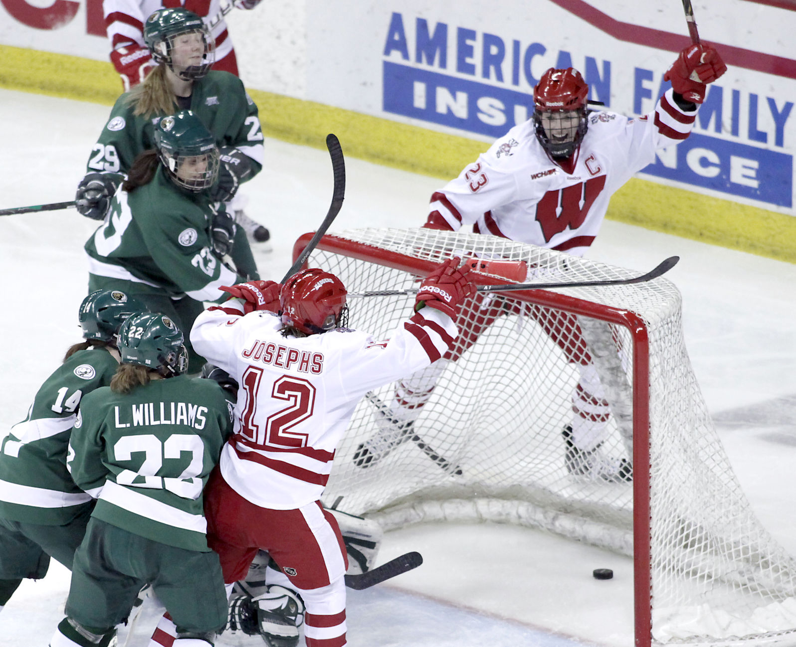 Hilary Knight at UW